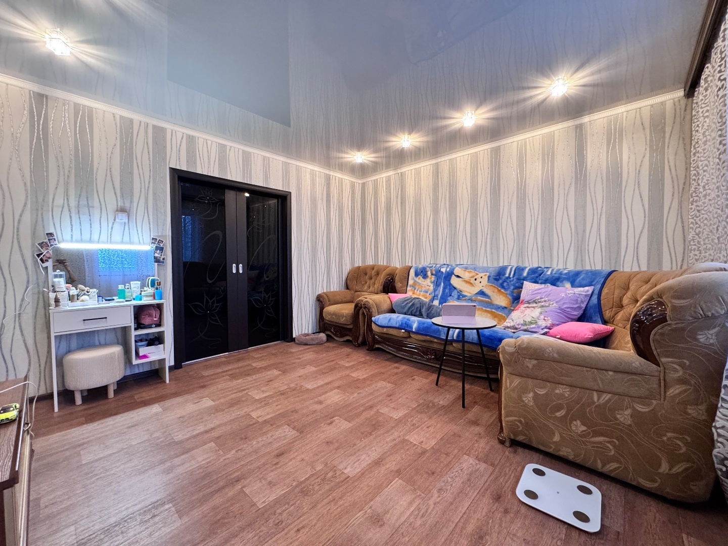 Продаётся отличная квартира с ремонтом и видом на набережную в Орджоникидзевском районе. Всё готово к жизни!


Продаю светлую и уютную квартиру с ремонтом в Орджоникидзевском районе. Это идеальный вариант для тех, кто хочет заехать и сразу жить, или для выгодной инвестиции под аренду!

Главные преим